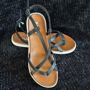 MIA Black and Brown Strappy Sandals